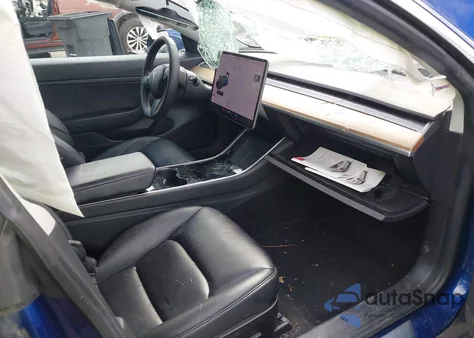 2020 Tesla Model 3 Standard Range Plus Rear-Wheel Drive/Standard Range Rear-Wheel Drive from USA, damaged, VIN 5YJ3E1EA9LF736883